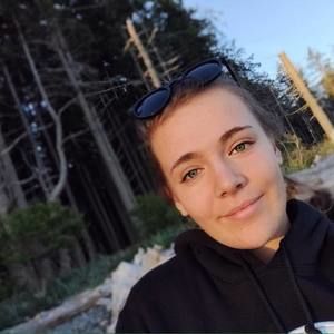 Meet your Posher, Keely